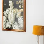 Retro Glamour With A Modern Edge - By Upstairs Krakow