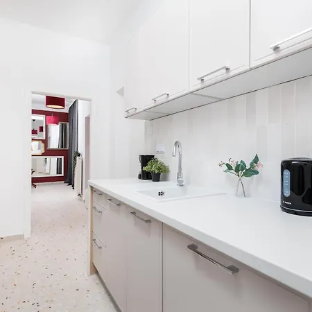 Διαμέρισμα Retro Glamour With A Modern Edge - By Upstairs Krasków