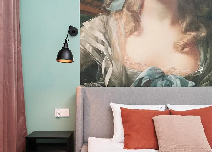 Apartment Retro Glamour With A Modern Edge - By Upstairs Krakow