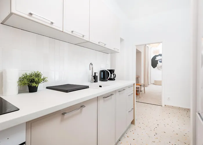 Retro Glamour With A Modern Edge - By Upstairs *