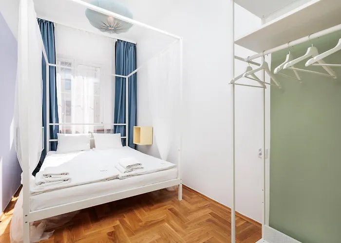 Retro Glamour With A Modern Edge - By Upstairs Apartment *